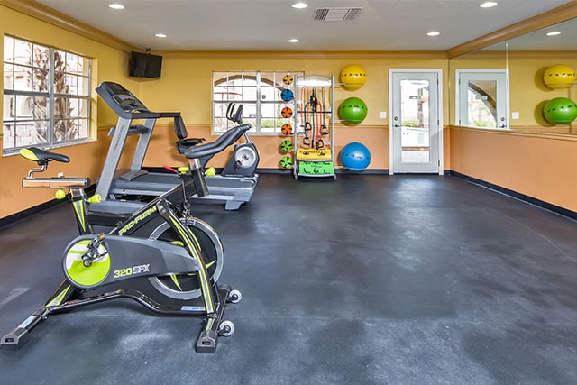 Interior Photo - Goldelm at Valencian