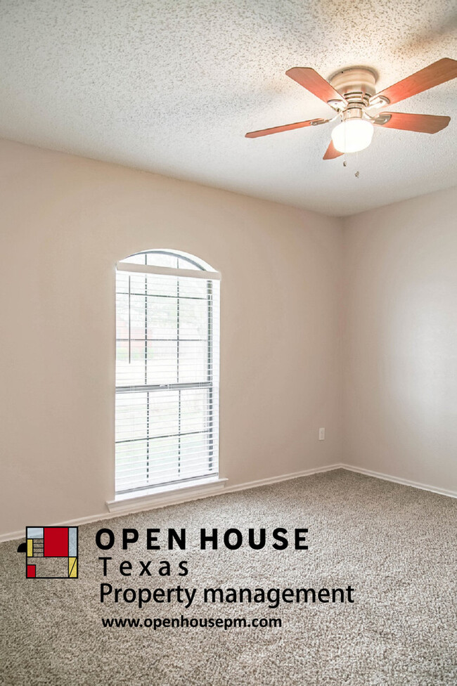 Building Photo - 1408 Quail Run Dr, Allen