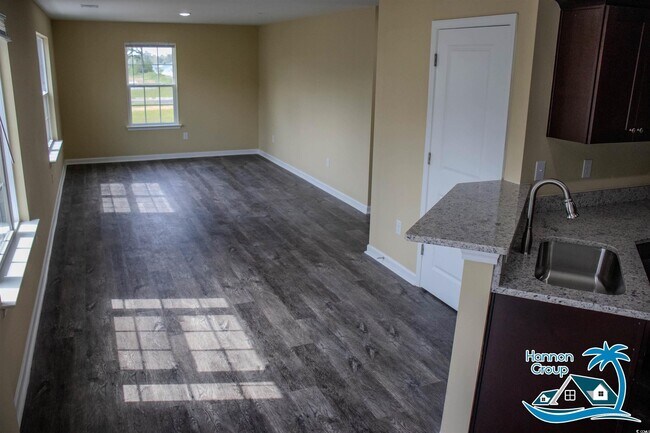 Foto del edificio - 541 Black Swamp Ct