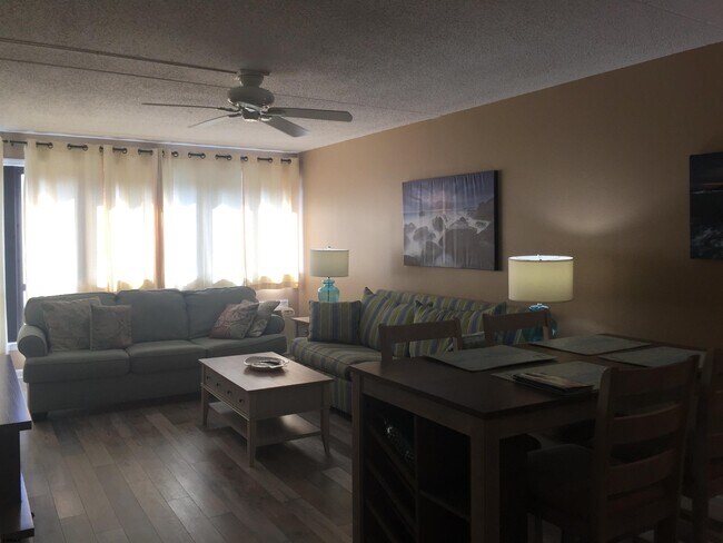 Foto del edificio - 4500 W Brigantine Ave