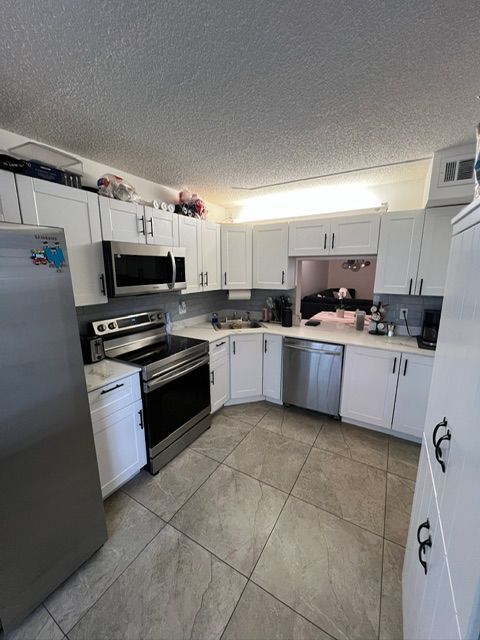 Foto del edificio - 3701 Savoy Ln