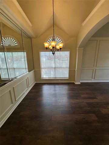 Foto del edificio - 3006 Upland Dr