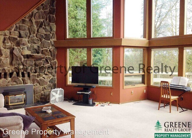 Building Photo - 4828 Bush Mountain Dr SW