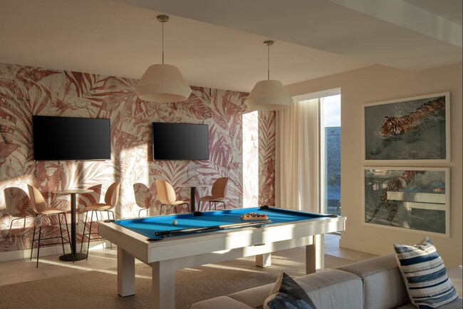 Building Photo - Elora at Buckhead