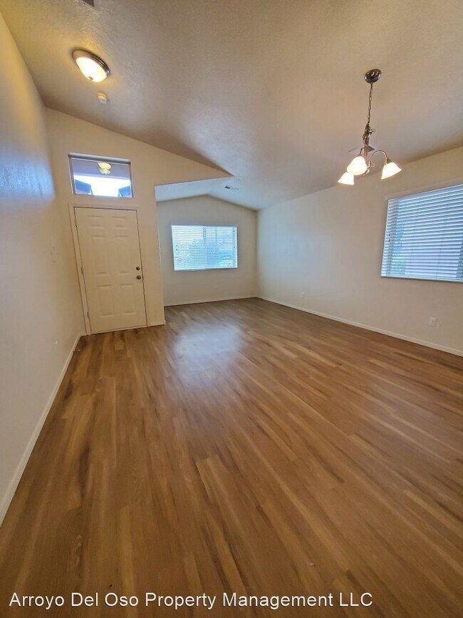 Building Photo - 3 br, 2 bath House - 741 Purple Aster Ave SW