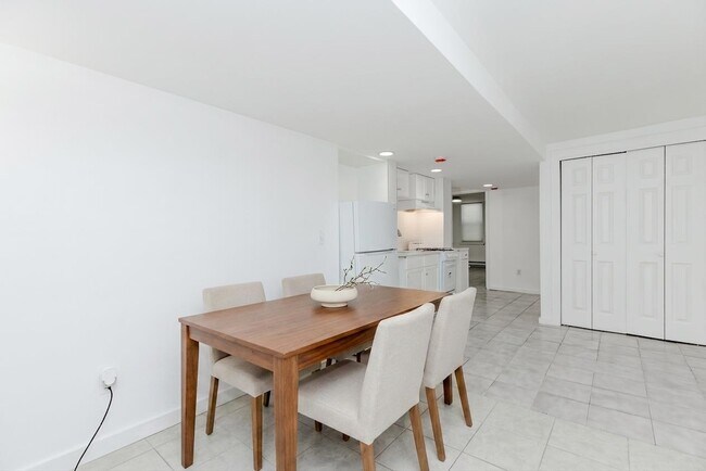 Foto del edificio - 121 67th St