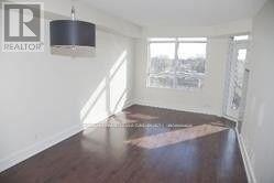 Photo du bâtiment - 676-676 Sheppard Ave E