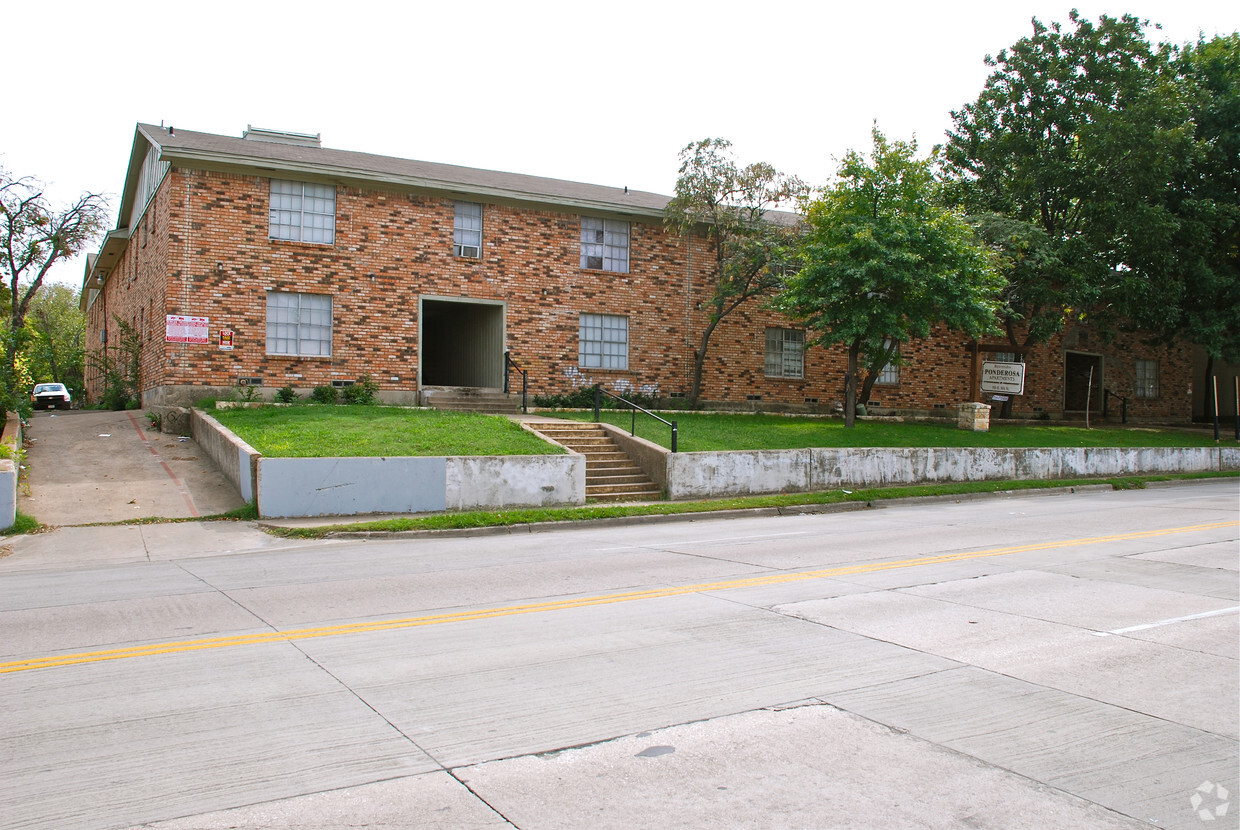 Primary Photo - Ponderosa Apartments