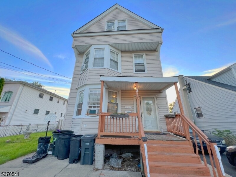 Foto principal - 385 Stephens St