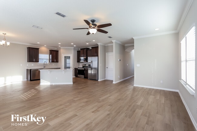 Foto del edificio - 8170 Dancing Fox St