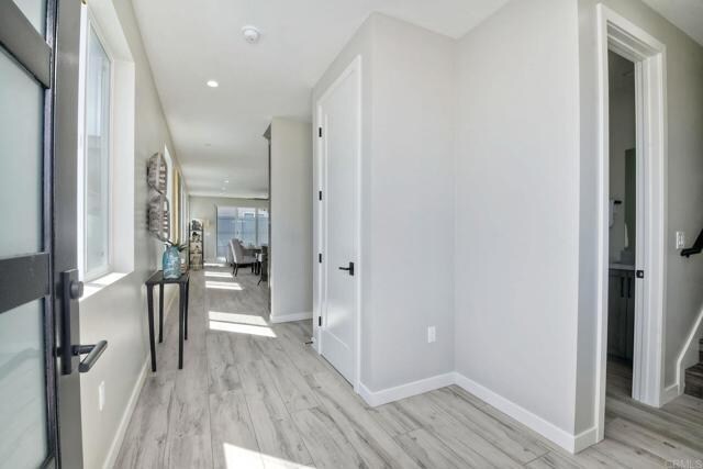 Foto del edificio - 139 Dahlia Ave