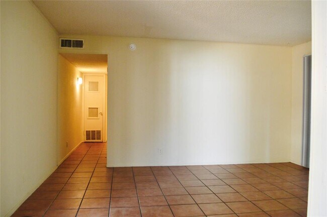 Foto del edificio - 2610 Salado St