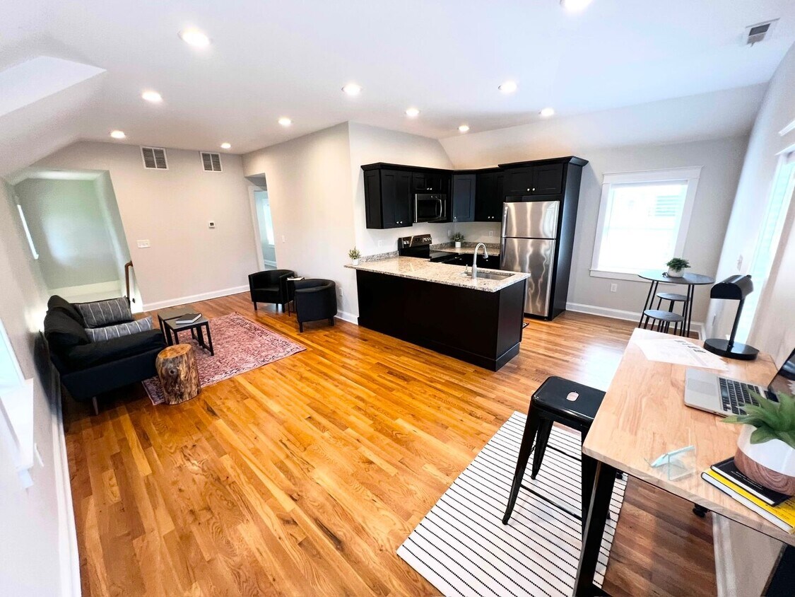Foto principal - 173 Butternut St