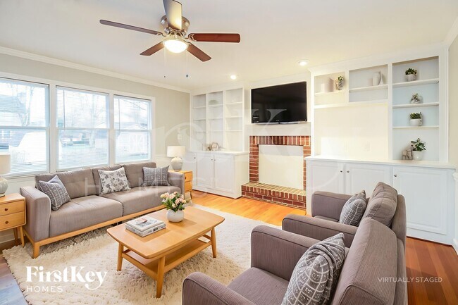 Foto del edificio - 4004 Deerfield St