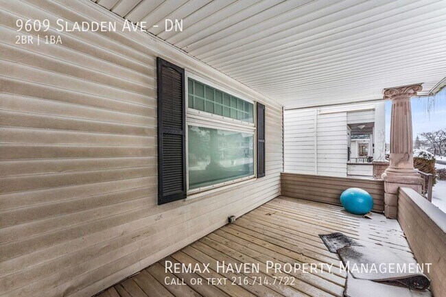 Foto del edificio - 9609 Sladden Ave