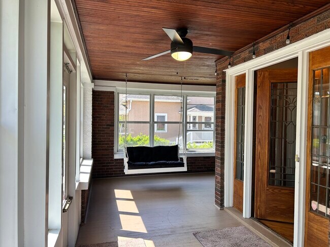 Foto del edificio - 15122 S Illinois St