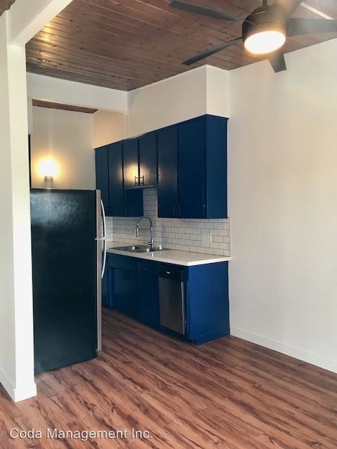 Building Photo - 6114 Cahuenga Blvd