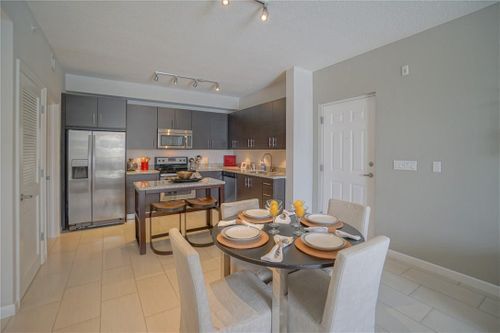 Foto principal - 1062 NW 87th Ave