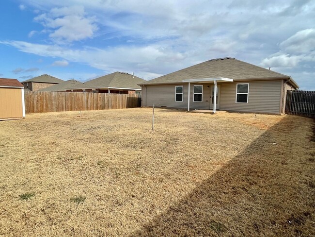 Building Photo - Beautiful 3 Bed 2 Bath Home in Moore
