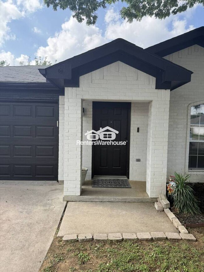 Foto del edificio - Cozy 3-Bed Haven on a Quiet Cul-de-Sac in Southwest Arlington