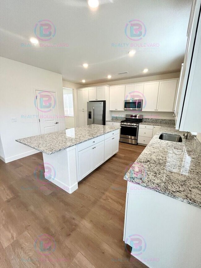 Foto del edificio - Brand New Home, beautifully designed singl...