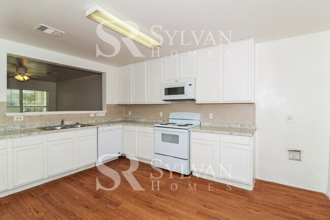 Foto del edificio - At Last, This Is What You Have Been Searching For!