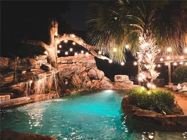 Foto del edificio - 1679 Rangewood Dr SW