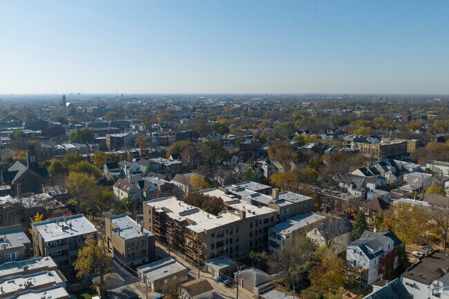 Aerial Photo - 2100-2110 W Montrose Ave