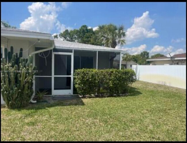 Foto del edificio - 127 Highview Ave