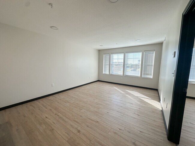 Foto del edificio - New! Beautiful 1 Bed, 1 Bath Apartment in ...