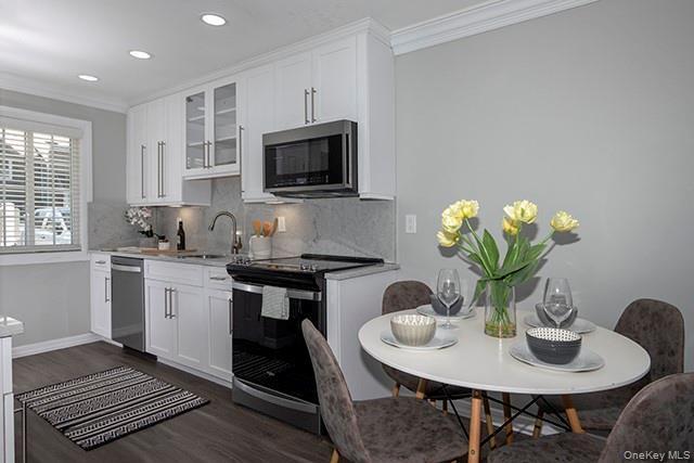 Building Photo - 106 Cassa Loop