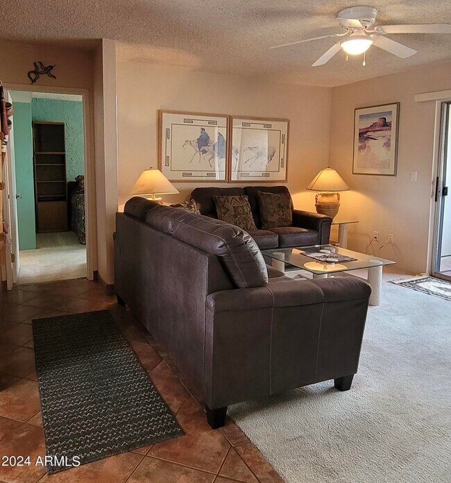 Foto del edificio - 4444 E Paradise Village Pkwy N