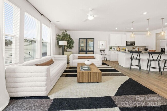 Foto del edificio - 3308 Glade Dr