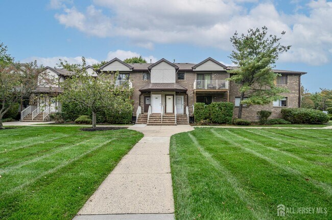 Foto del edificio - 4112 Birchwood Ct