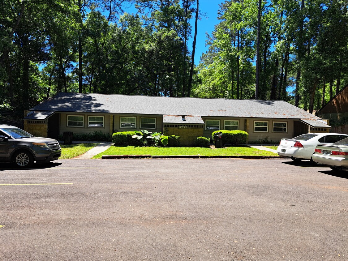 Primary Photo - 6737 SW 44th Ave