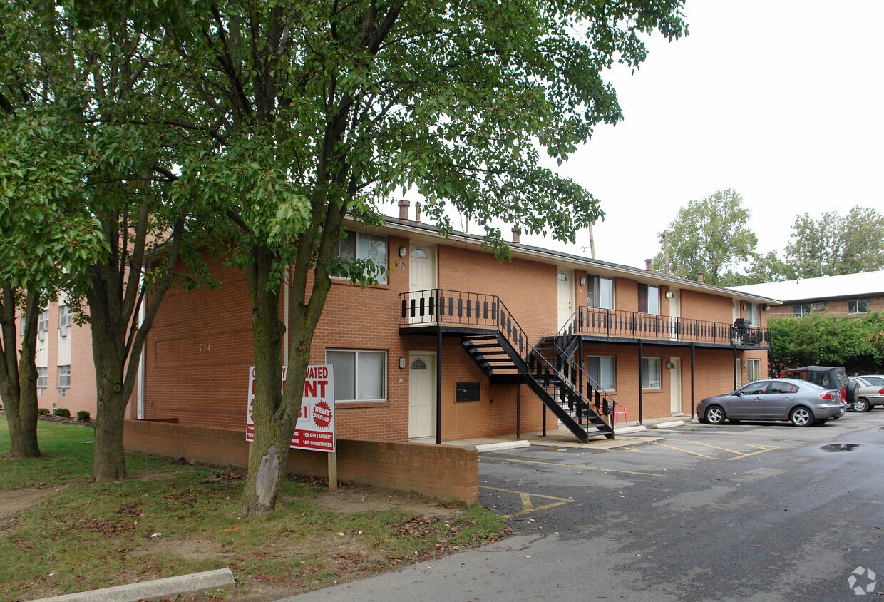 712714 Riverview Dr, Columbus, OH 43202 Apartments in Columbus, OH