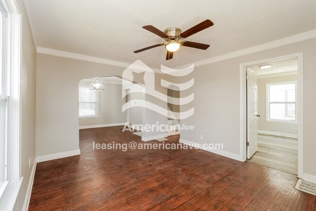 Building Photo - 5210 Saida St