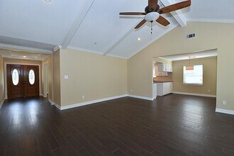 Building Photo - 2410 Del Norte St