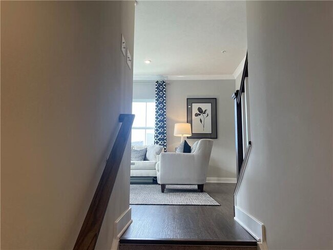Building Photo - 3027 Penbrook Dr