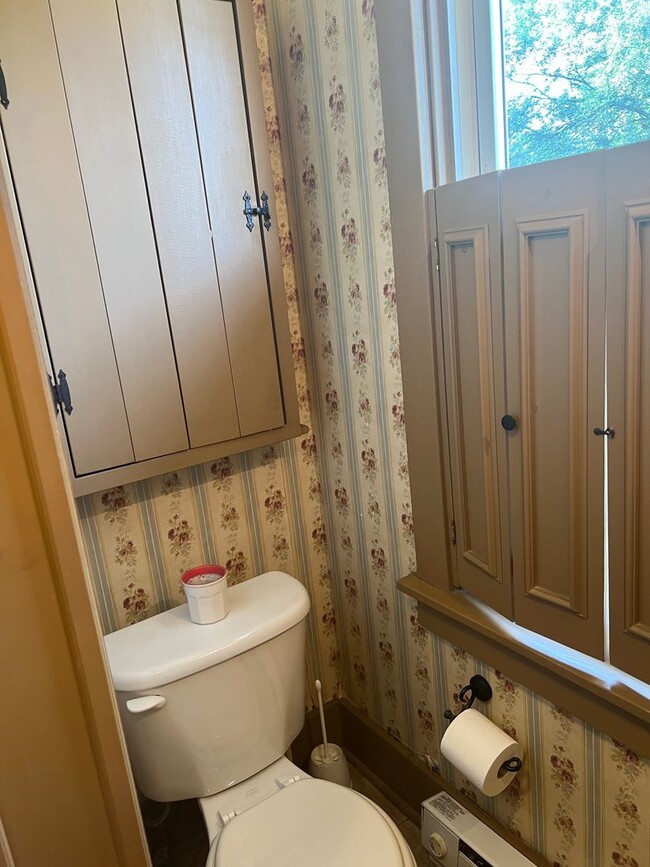 Foto del edificio - Historic 3 bedroom 1.5 bath home!