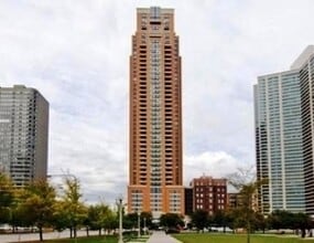 Building Photo - 1160 S Michigan Ave
