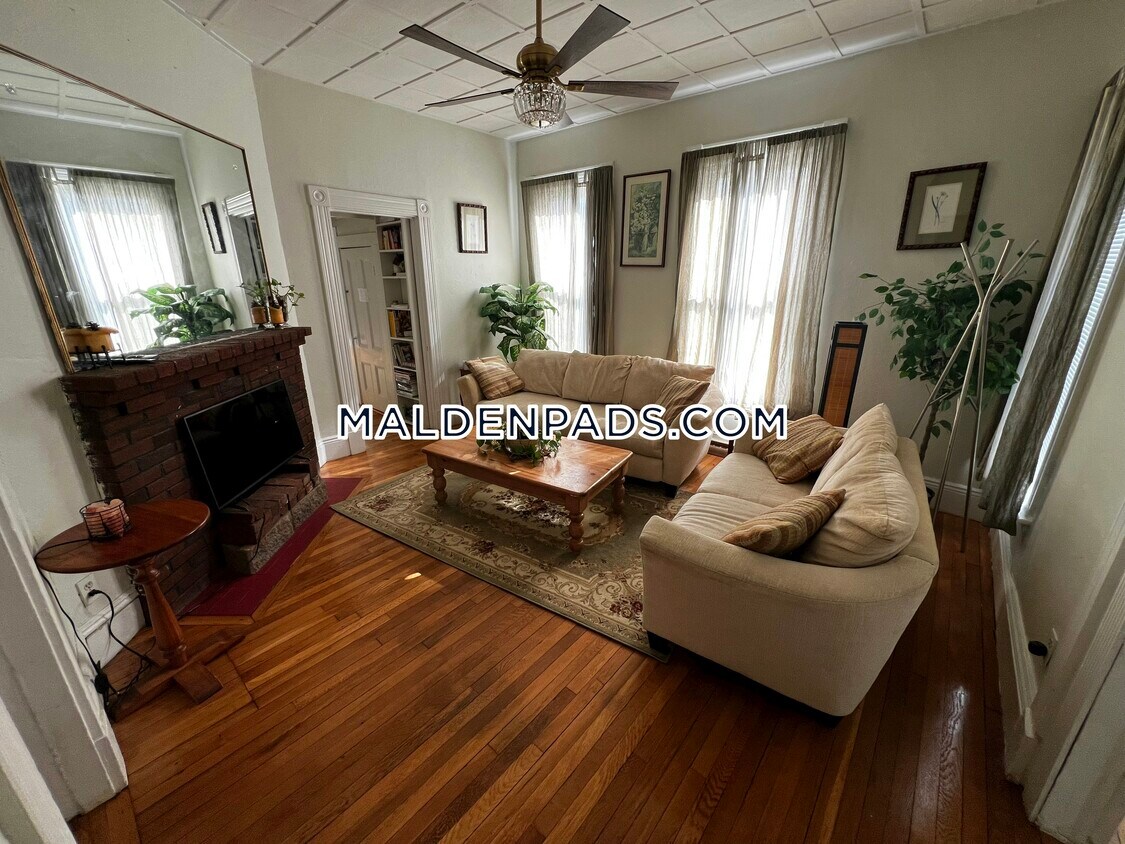 Primary Photo - 57 Beltran St
