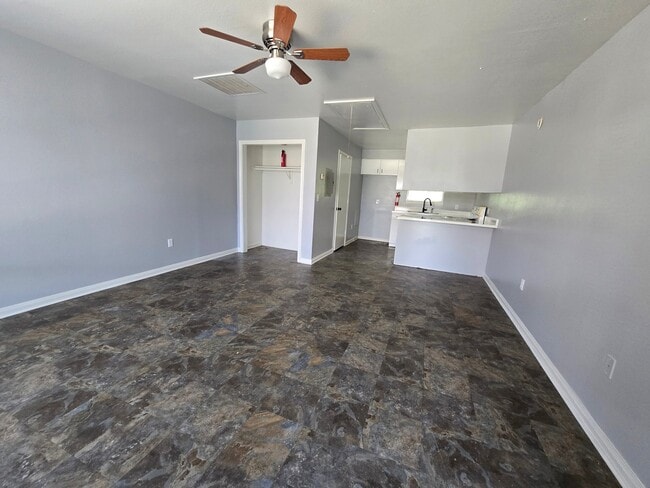 Building Photo - 4107 Almeda Genoa Rd