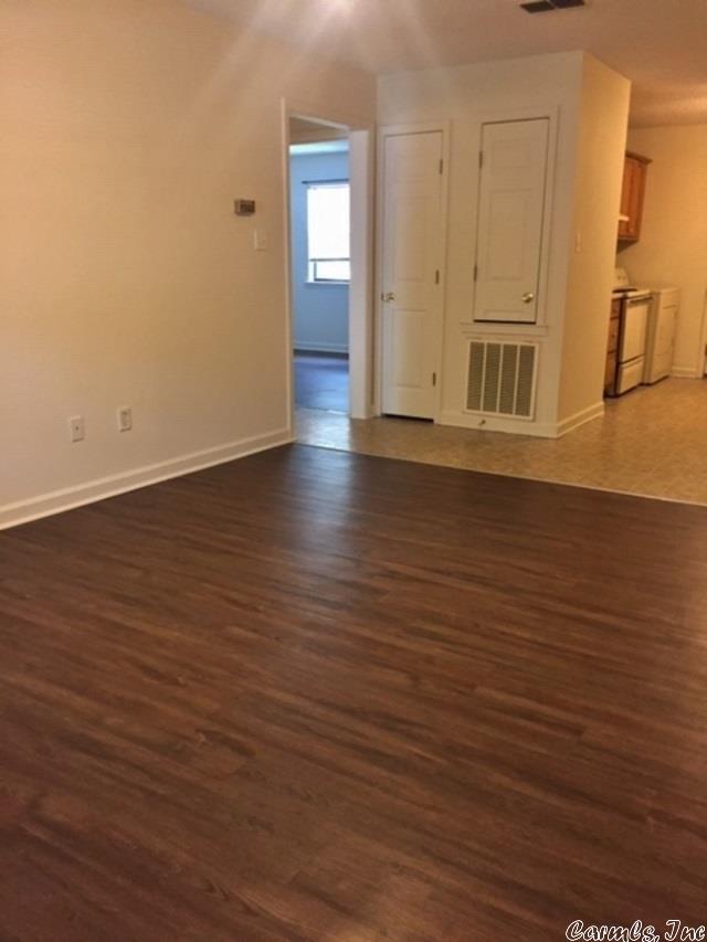 Building Photo - 810 McCulloch St