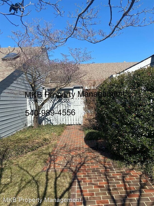 Primary Photo - 4 br, 3 bath House - 2534 South Clearing Rd.