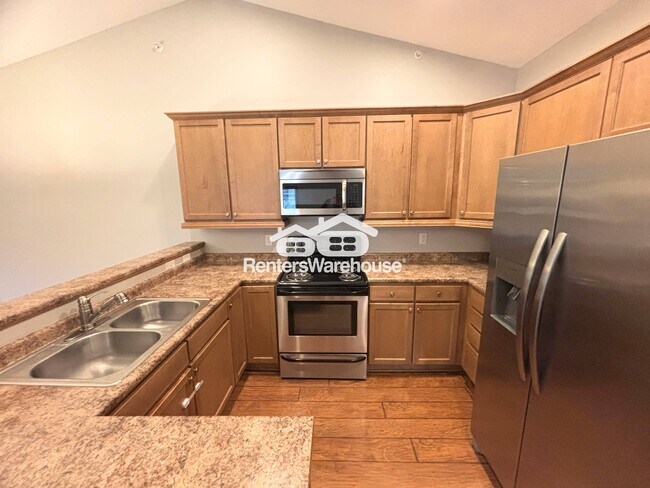 Foto del edificio - 2000 Meadow Ct