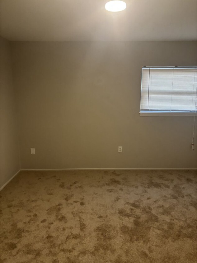 Foto del edificio - Riverhill Beautiful 2 bedroom Condo