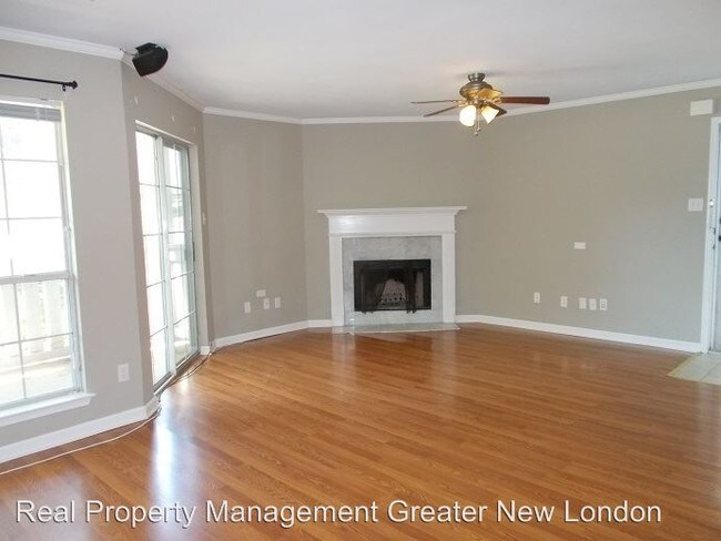 Building Photo - 67 Leafwood Ln