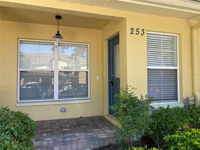 Foto del edificio - 253 Castlekeeper Pl