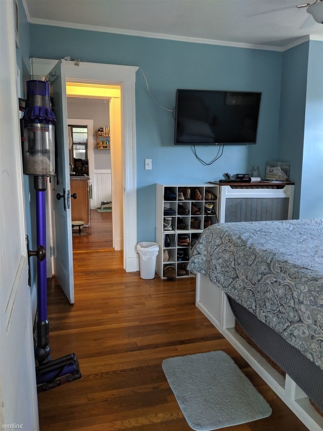 Building Photo - 2 br, 1 bath  - 307 Kittredge St # 2
